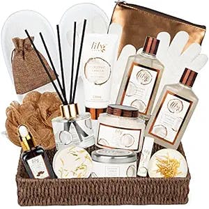 Coconut Vanilla Spa Bath Gift Set for Women, 17pcs Spa Gift Baskets Set for Women Bath and Body Set Spa Kit with Shower Gel, Bubble Bath, Shower Steamer, Bath Bomb Basket Set for Men Holiday Christmas Thanksgiving Day Birthday Mother Father Day.
