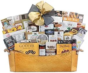 A Delicious Gift for Any Occasion: Gourmet Deluxe Basket by Wine Country Gi