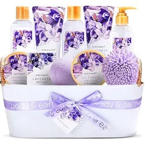 BODY & EARTH Bath Spa Gifts for Women, Lavender Gift Set 11 Pcs Includes Shower Gel, Bubble Bath, Bath Salt, Body Lotion, Mother's Day Gifts for Her, Birthday Gifts for Women,Gifts for Mom,Grandma