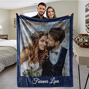 The Perfect Snuggle Buddy For Any Occasion: MeMoShe Custom Blankets