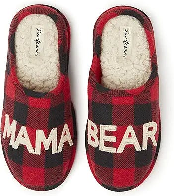 Bear-y Comfy and Cute: A Review of Dearfoams Women's Mama Bear Slipper